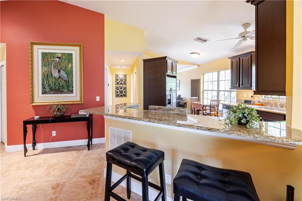 3705 Fieldstone BLVD 404-2