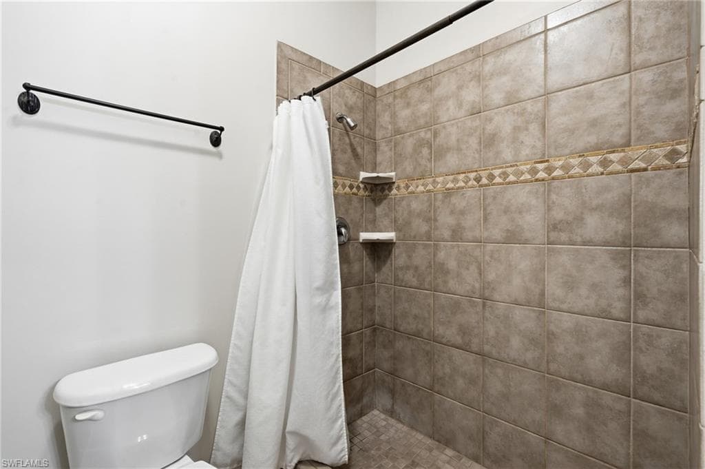 18241 Riverwind DR-24