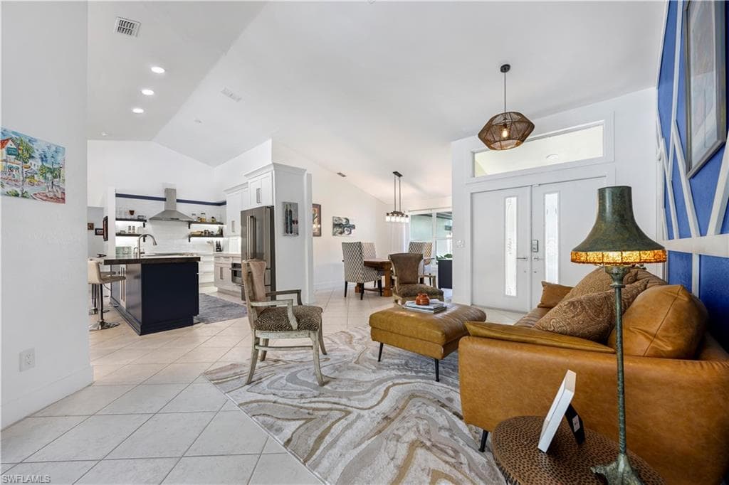 9986 Mar Largo CIR-19