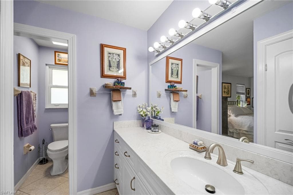 4472 Lake Heather CIR-16