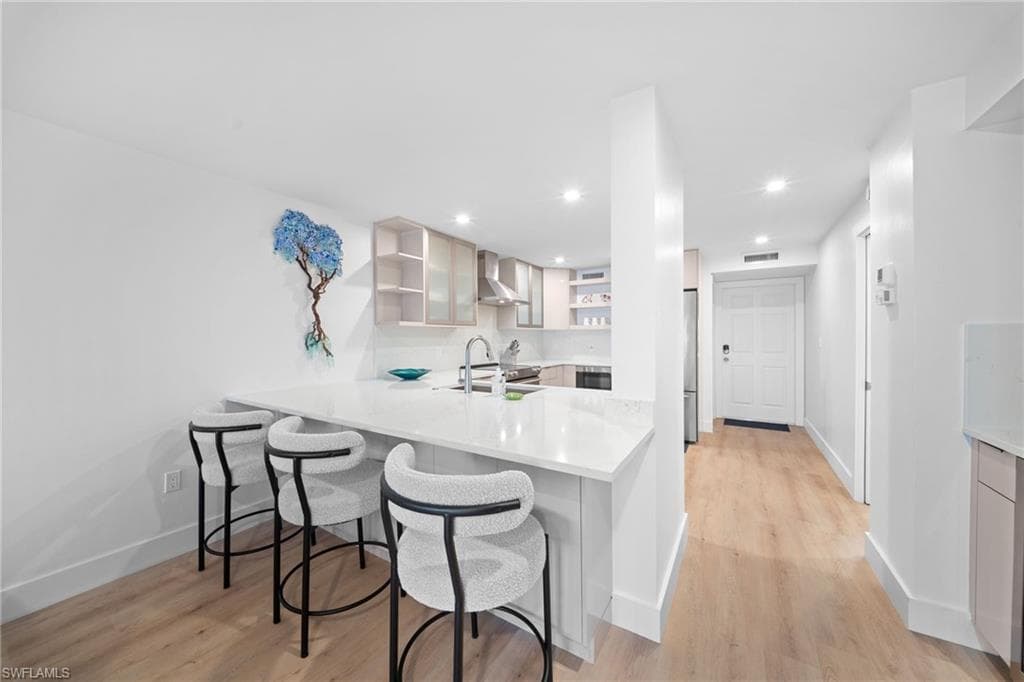 25870 Hickory BLVD 204-5