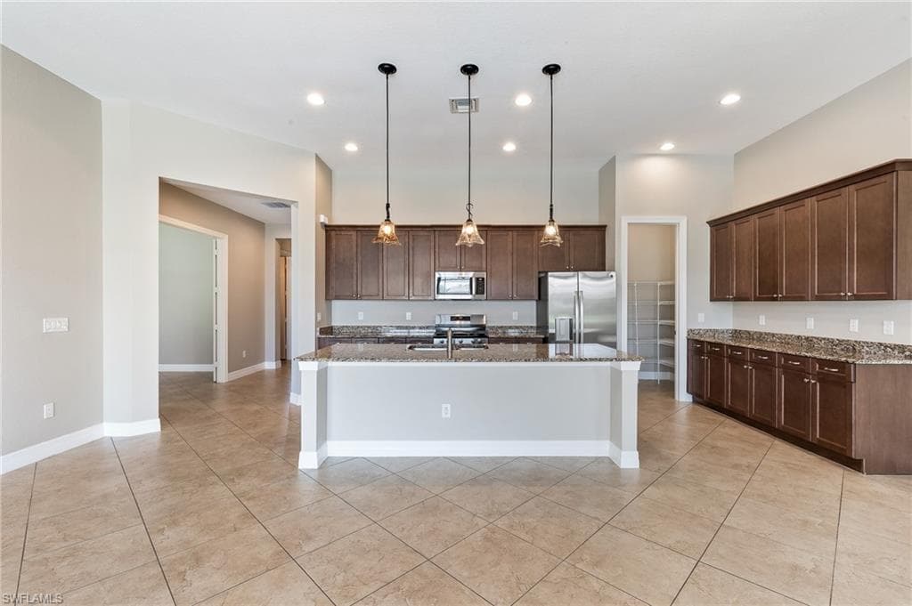 12764 Fairway Cove CT-7