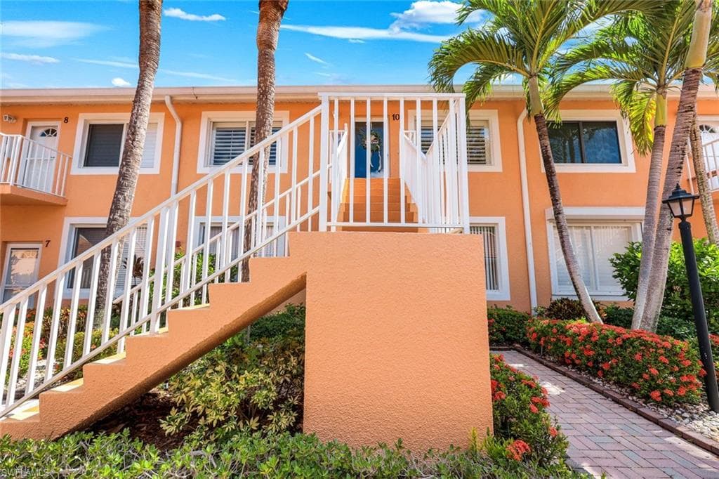 6720 Beach Resort DR 10-26