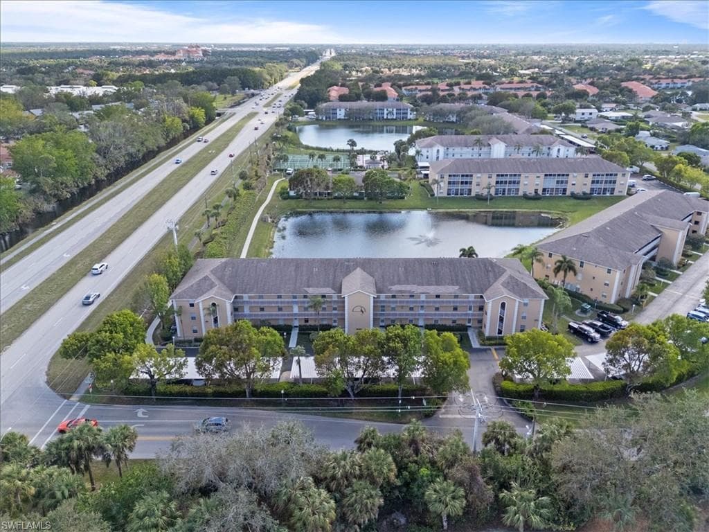 9660 Victoria LN 206-16