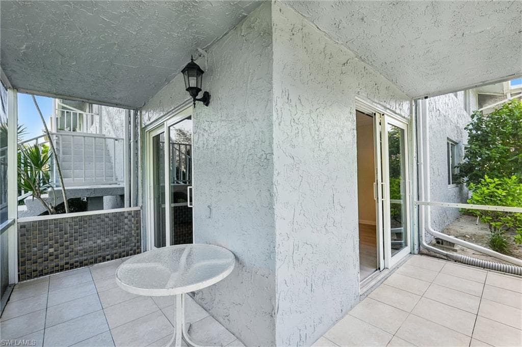 248 Palm DR 5-17