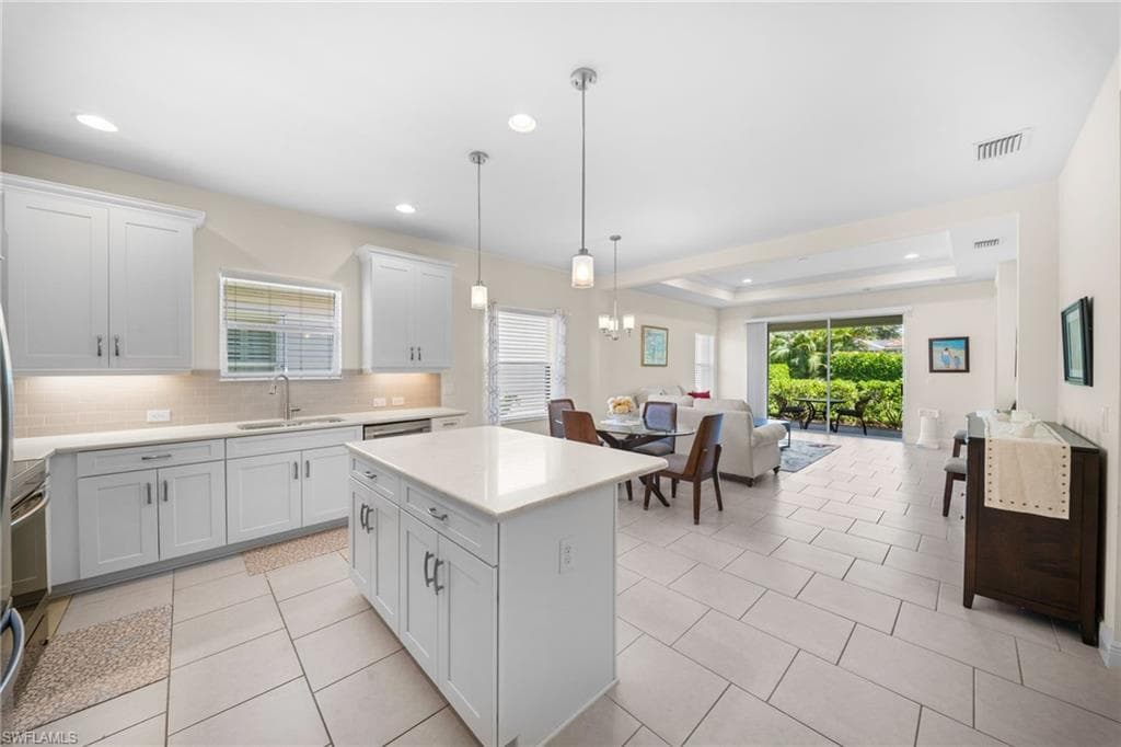 14686 Sonoma BLVD-3