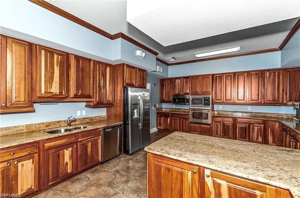6061 Silver King BLVD 203-16
