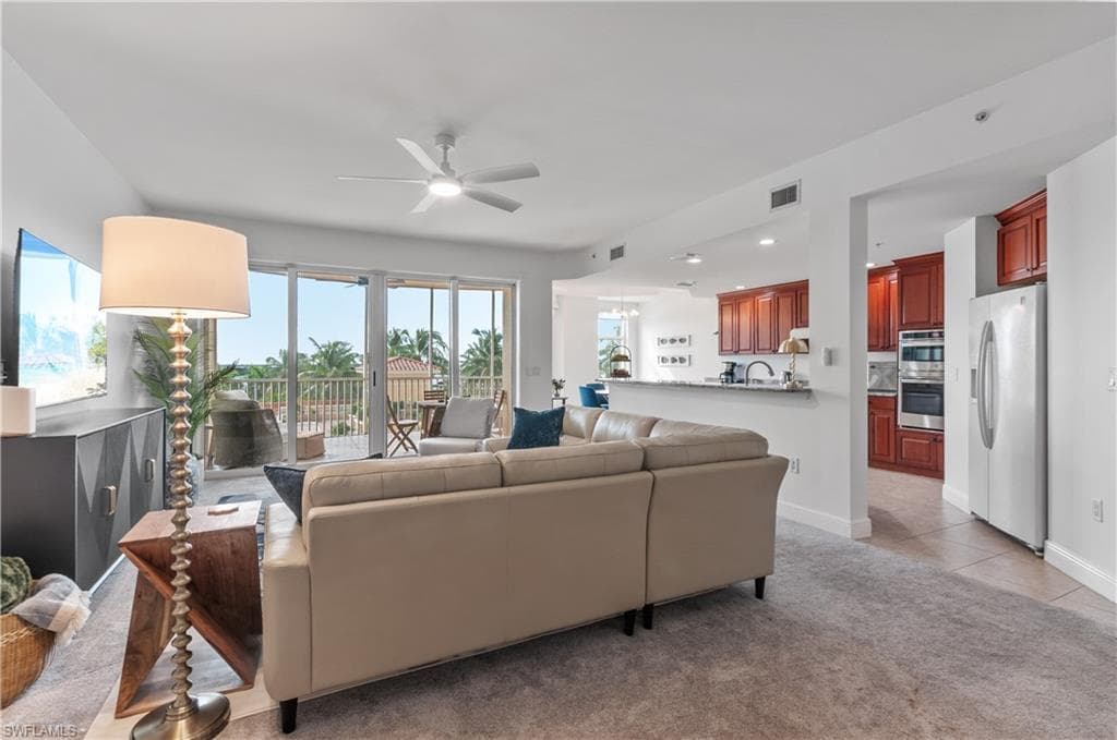 6061 Silver King BLVD 203-34
