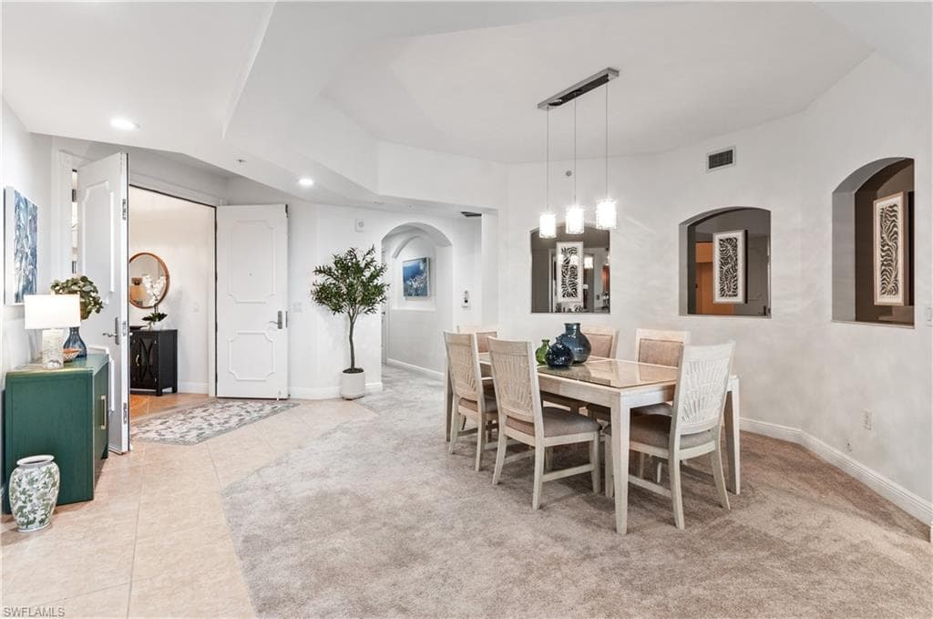 6061 Silver King BLVD 203-35