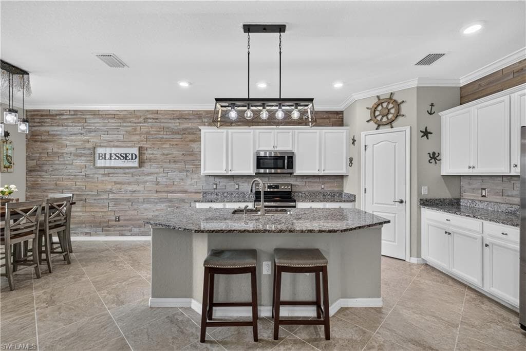 1595 Marton CT-5
