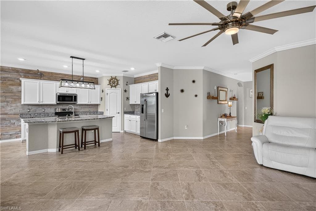 1595 Marton CT-5