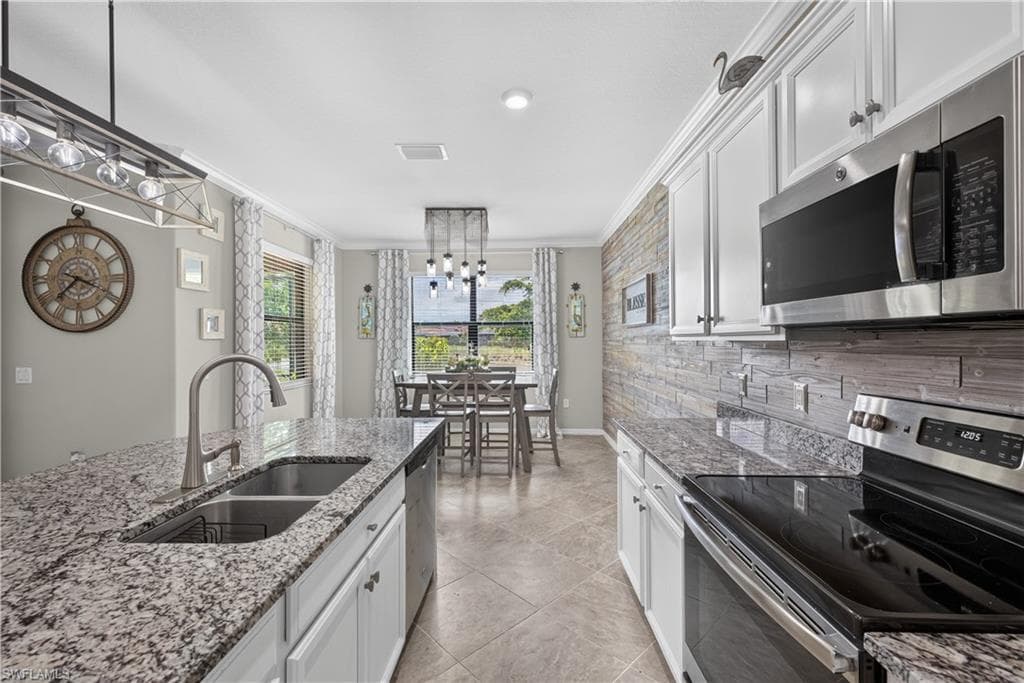 1595 Marton CT-9