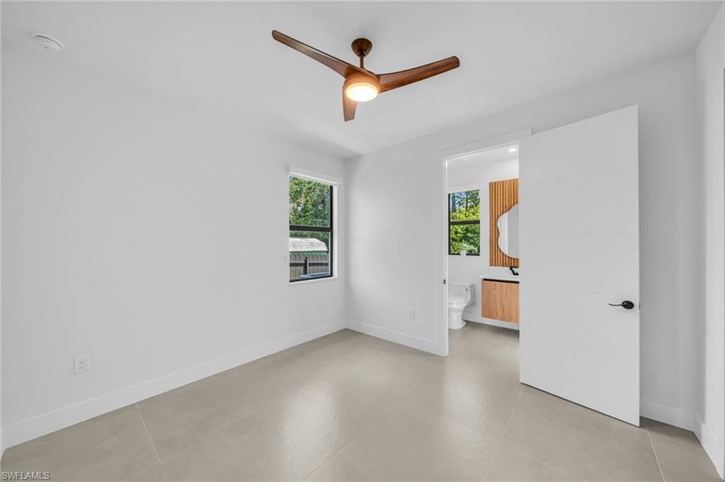 2012 Robert AVE-22