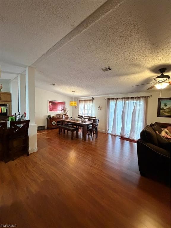 4700 Pioneer 23rd ST-21