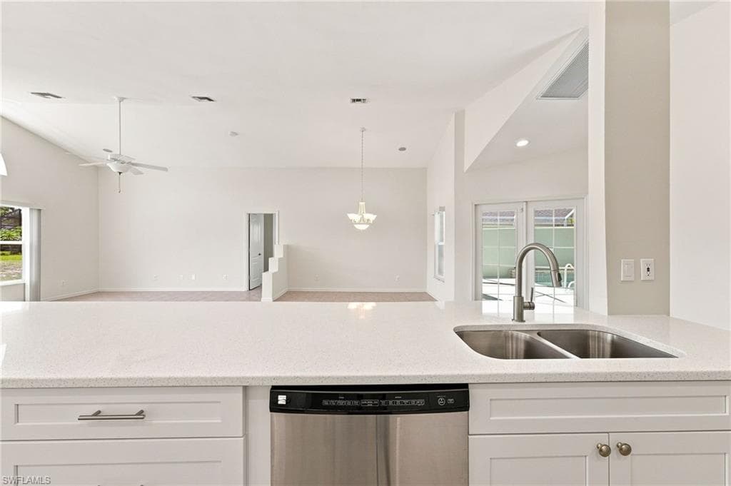 17518 Plumera LN-6