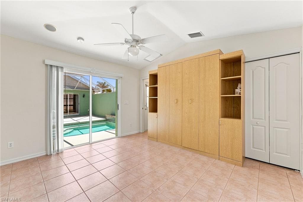 17518 Plumera LN-20