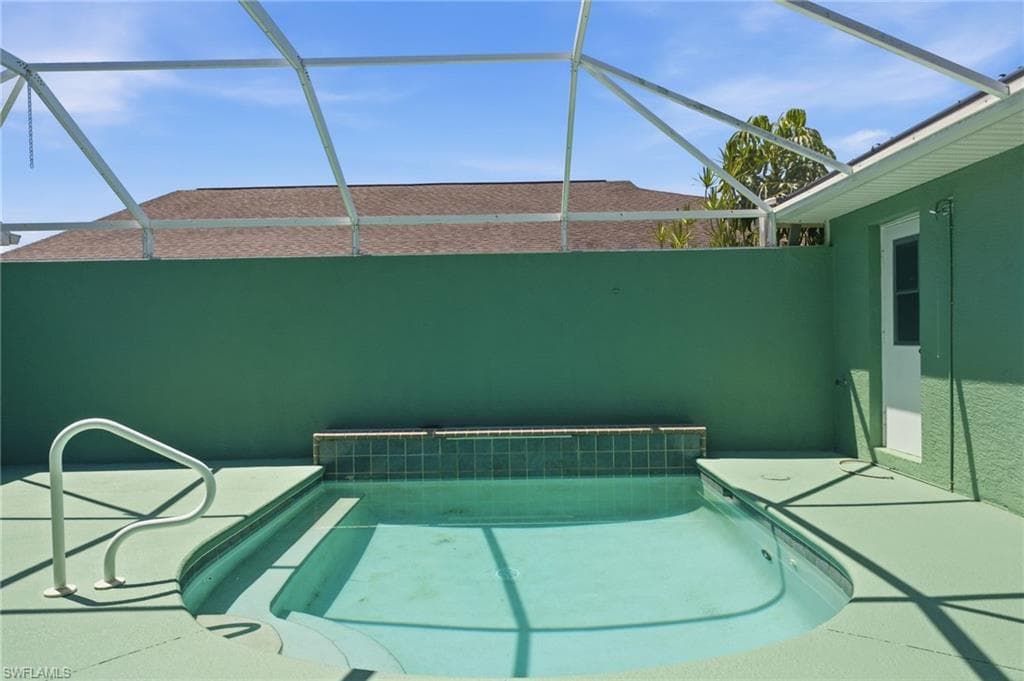 17518 Plumera LN-30