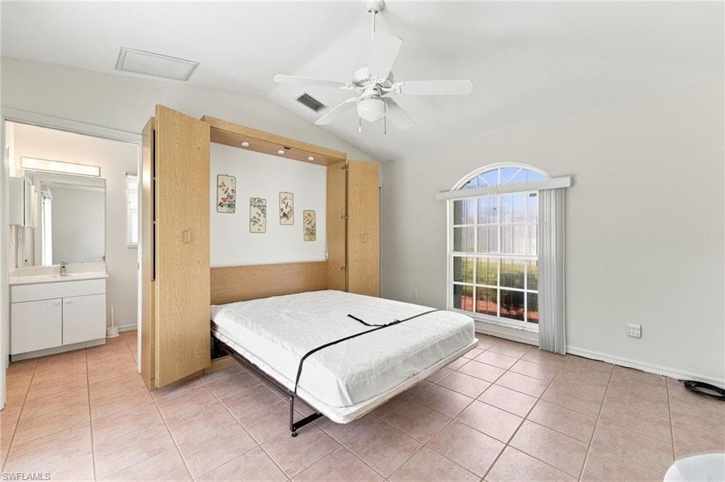 17518 Plumera LN-18