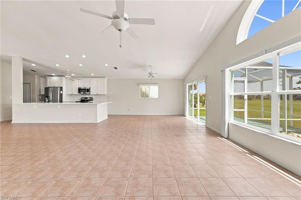 17518 Plumera LN-11