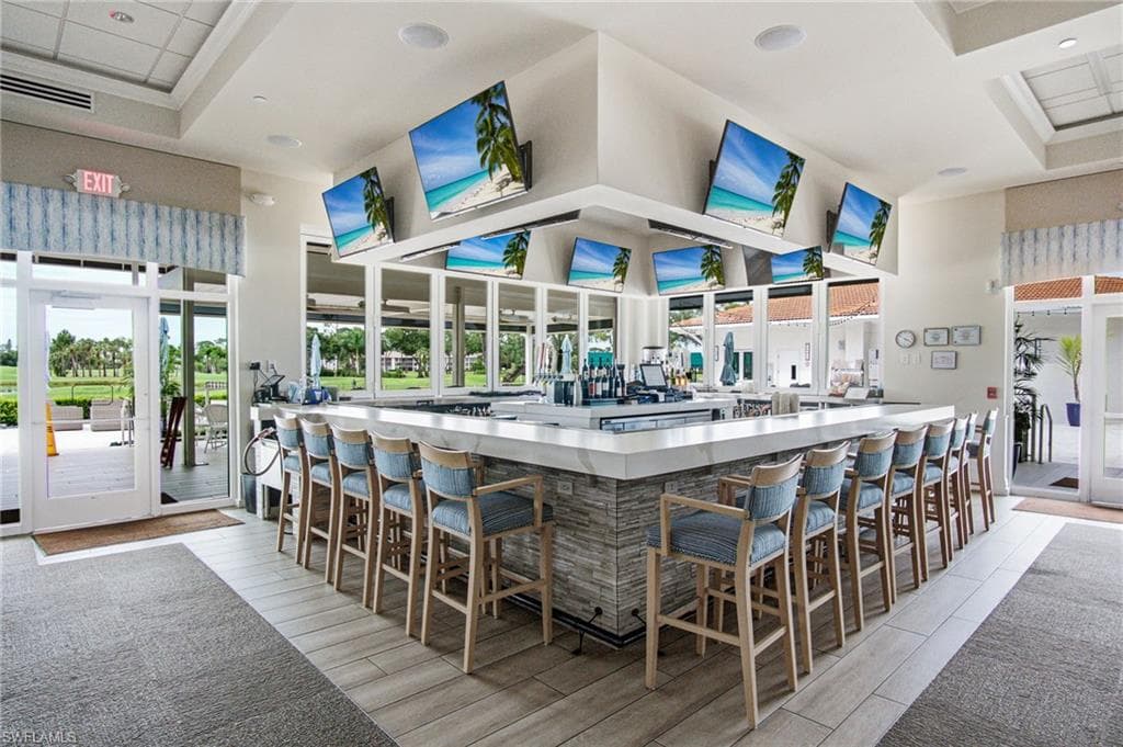 221 Fox Glen DR 2302-36