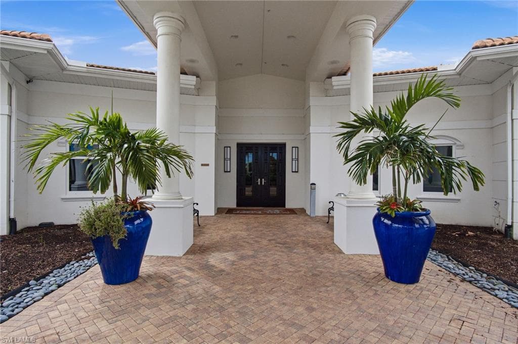 221 Fox Glen DR 2302-33