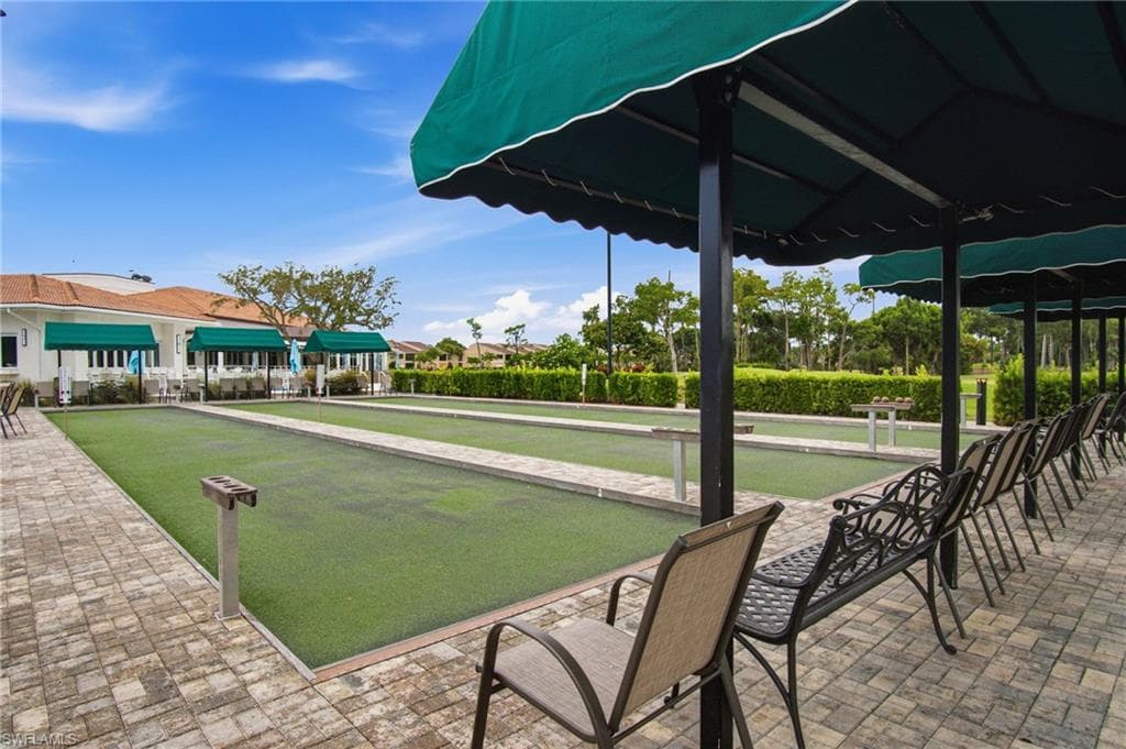 221 Fox Glen DR 2302-31