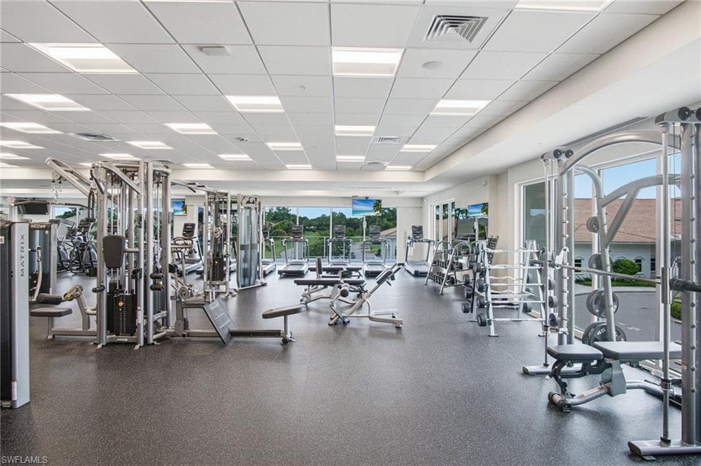 221 Fox Glen DR 2302-39