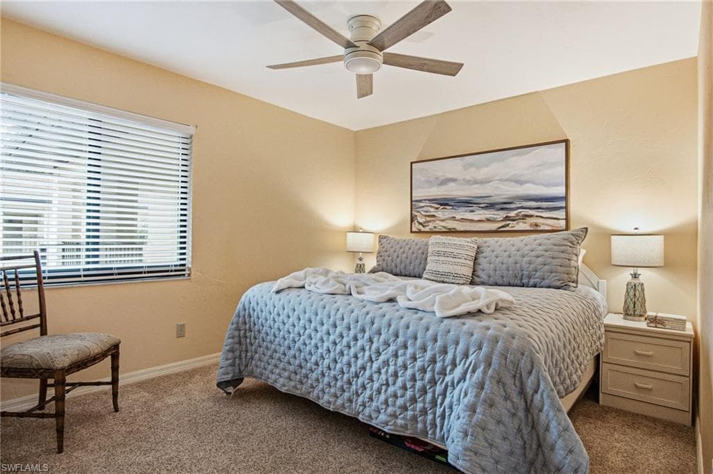221 Fox Glen DR 2302-25