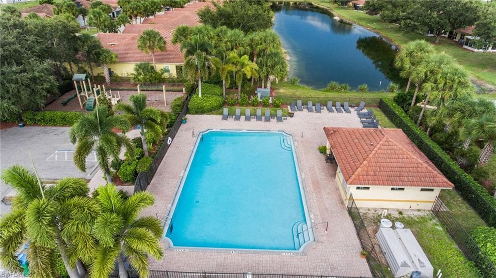 18321 Gibraltar LN-26