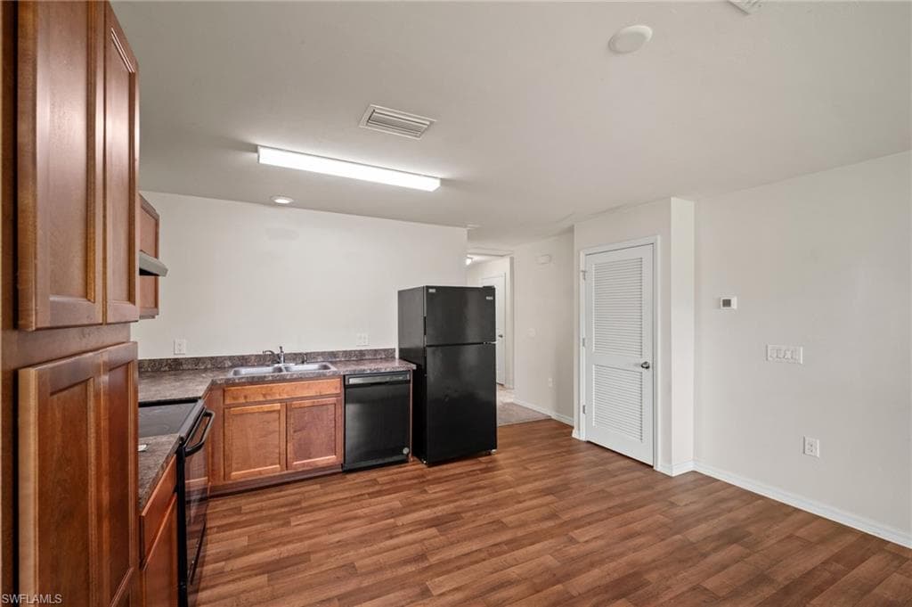 18321 Gibraltar LN-9