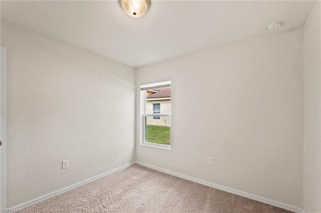 18321 Gibraltar LN-18