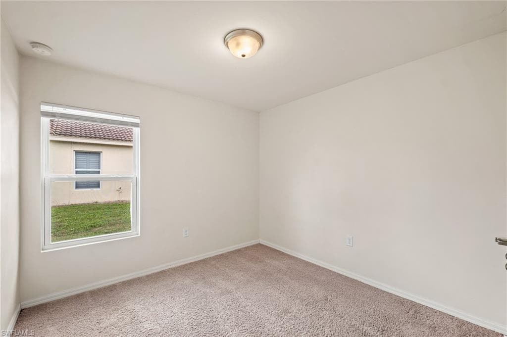 18321 Gibraltar LN-15