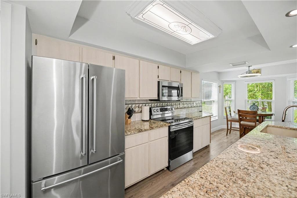 3691 Sabal Springs BLVD SE-11