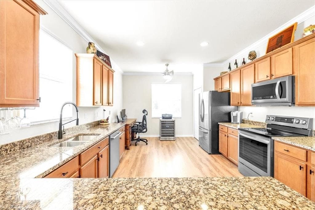 13064 Silver Thorn LOOP-4