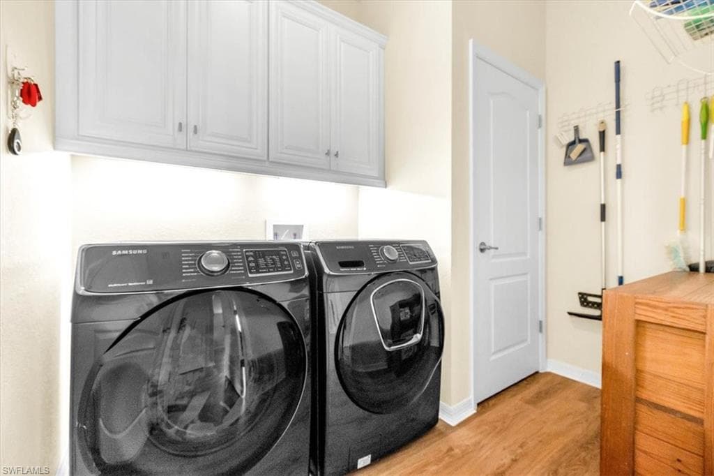 13064 Silver Thorn LOOP-34