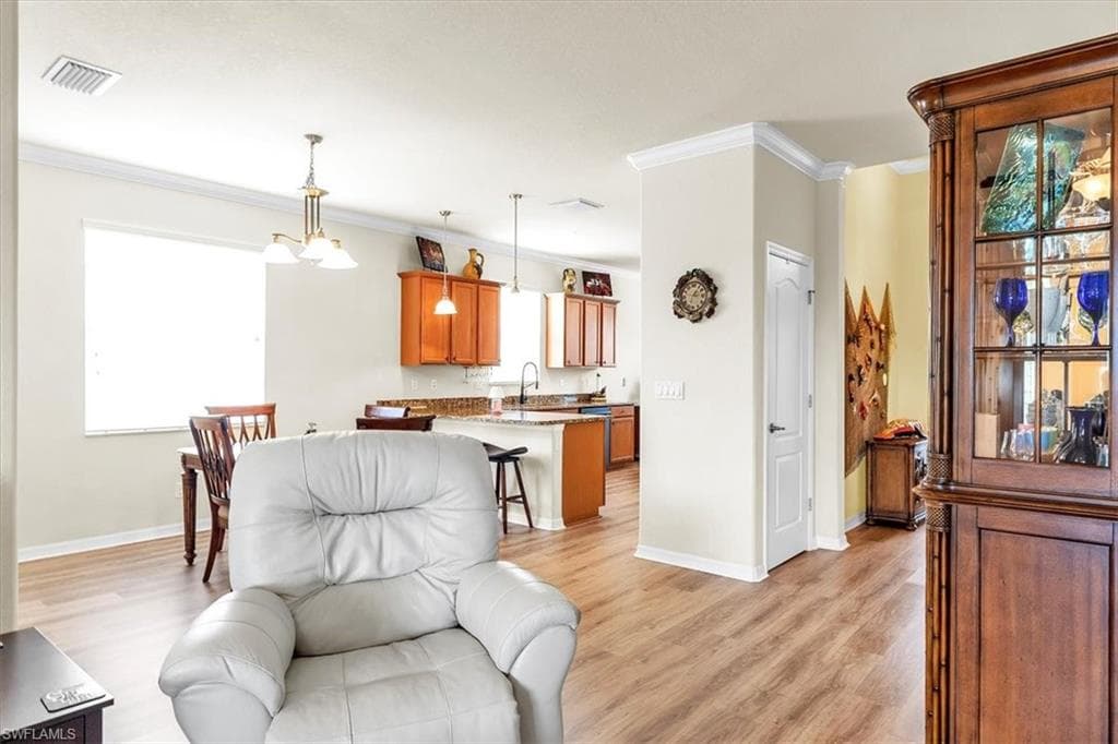 13064 Silver Thorn LOOP-10
