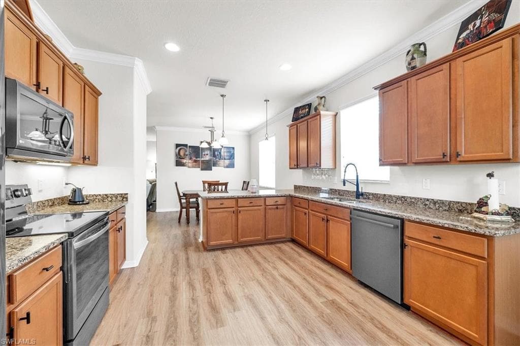 13064 Silver Thorn LOOP-4