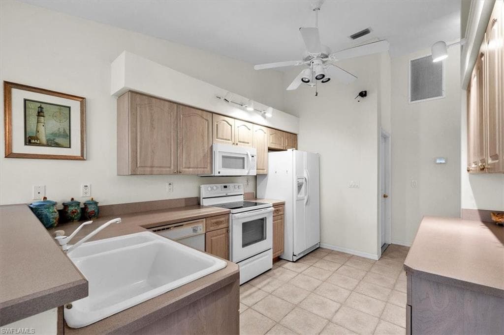 3455 Sabal Springs BLVD-14