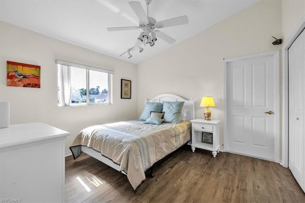 3455 Sabal Springs BLVD-25