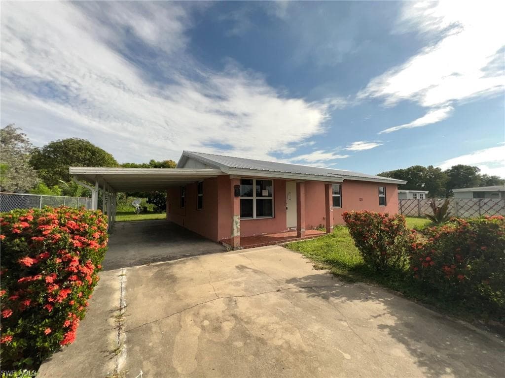 311 W El Paso AVE-11