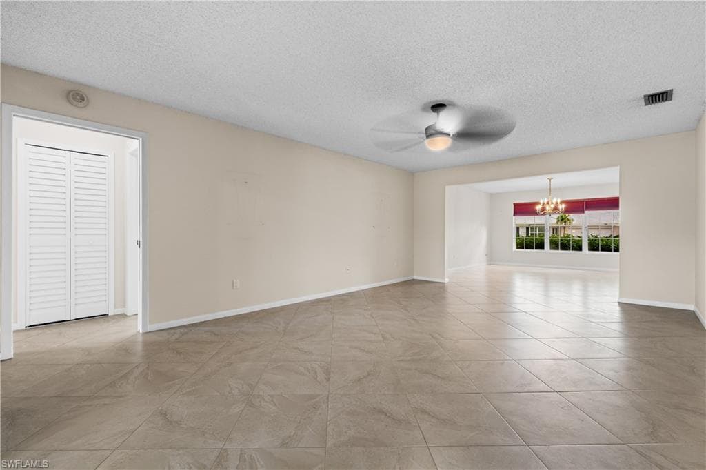 1238 N Brandywine CIR-5