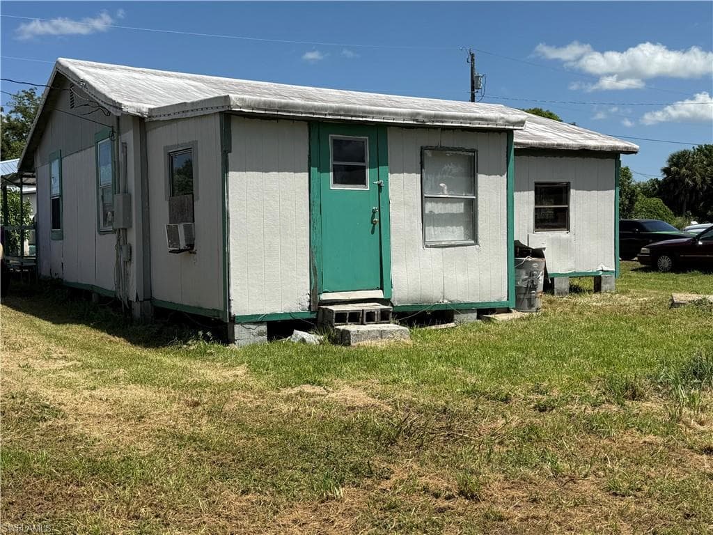 1091 Gamble ST-13