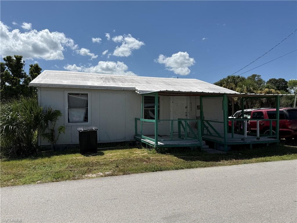 1091 Gamble ST-9