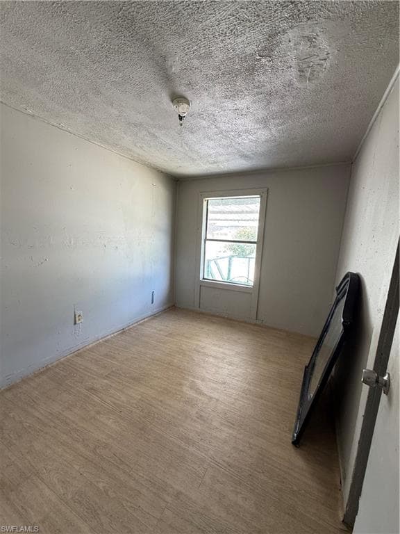 1091 Gamble ST-24