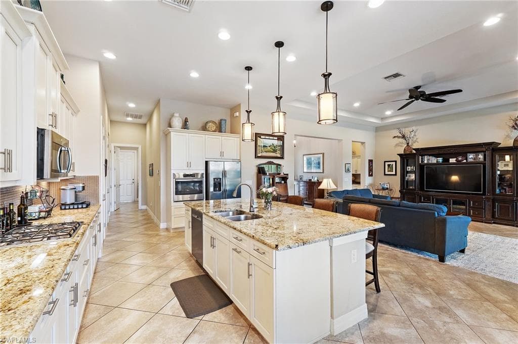 13550 Torrey WAY-15