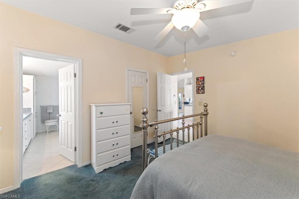 244 Daisy AVE-17
