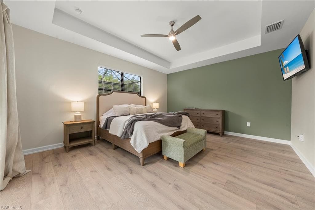 19070 Hinkley DR-20