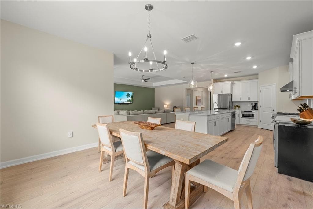 19070 Hinkley DR-15