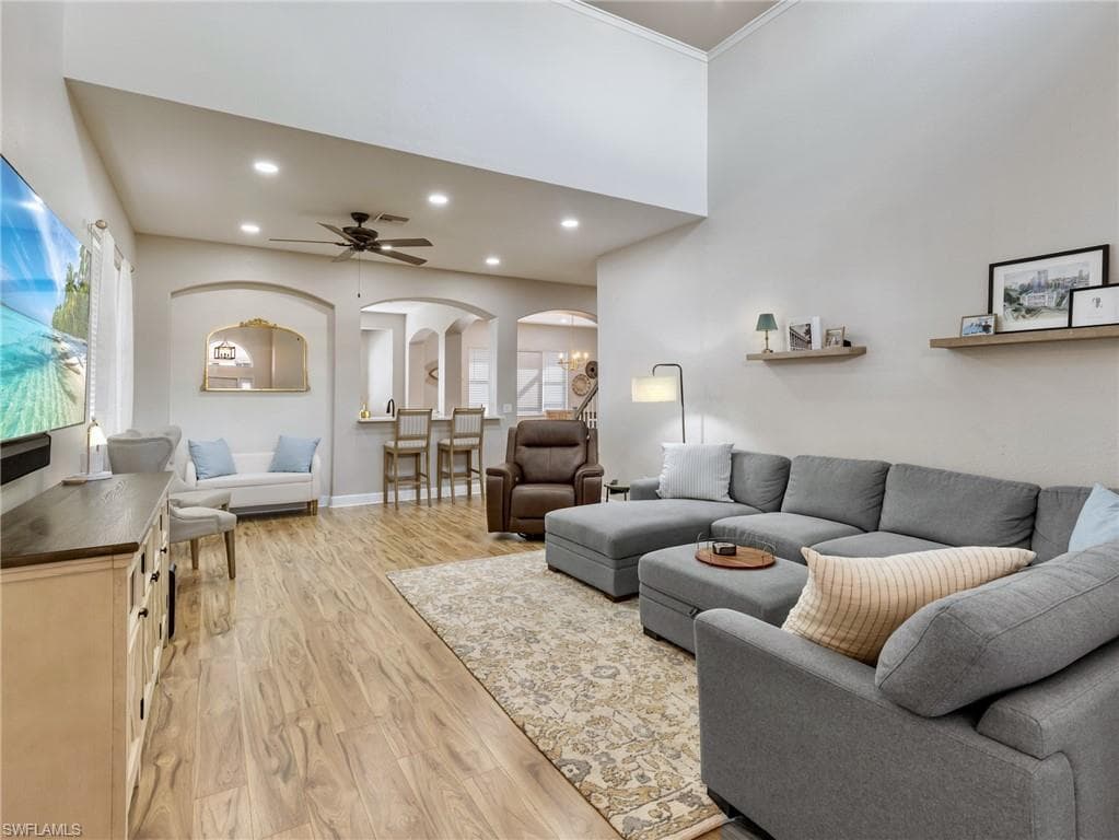 13741 Collina CT-1