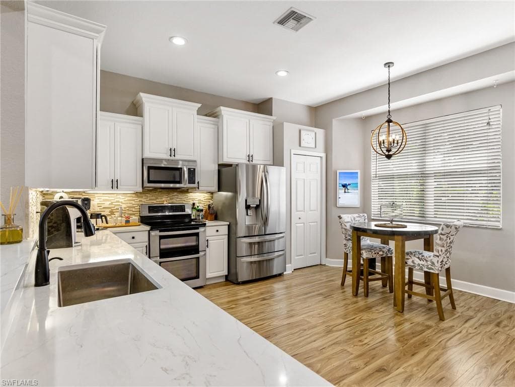 13741 Collina CT-7